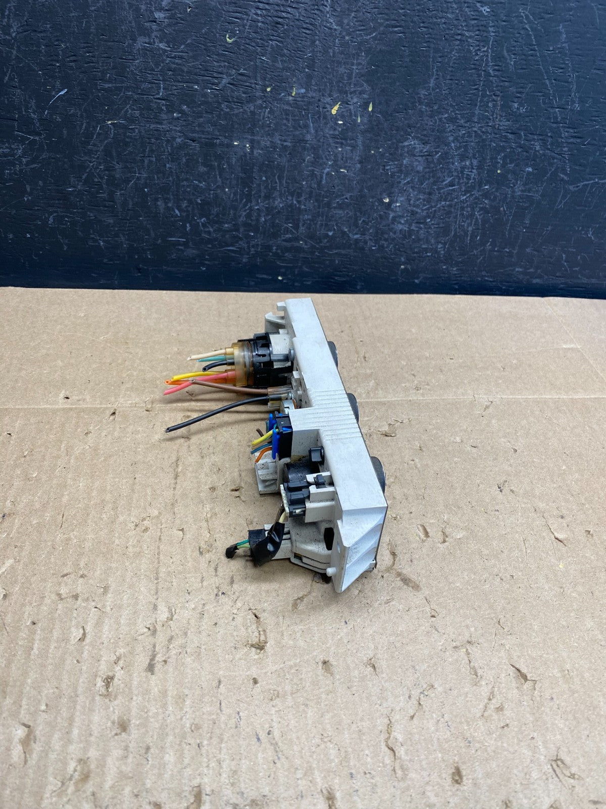 2008-2010 Chevrolet Express 1500 2500 3500 Climate Control Panel AC6706 DG1