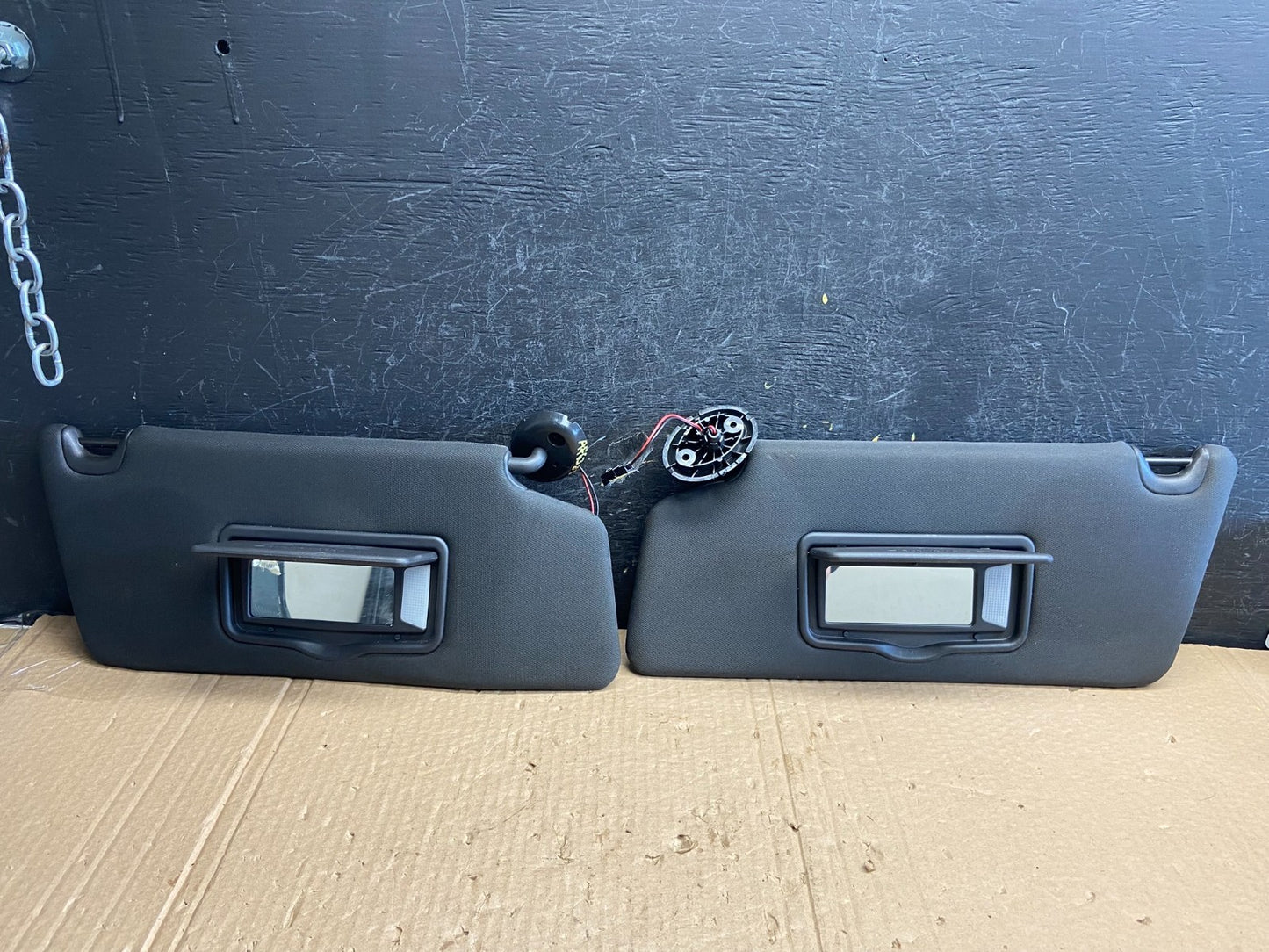 2011 to 2015 Ford Explorer Left+Right Side Sun Visors AF63821