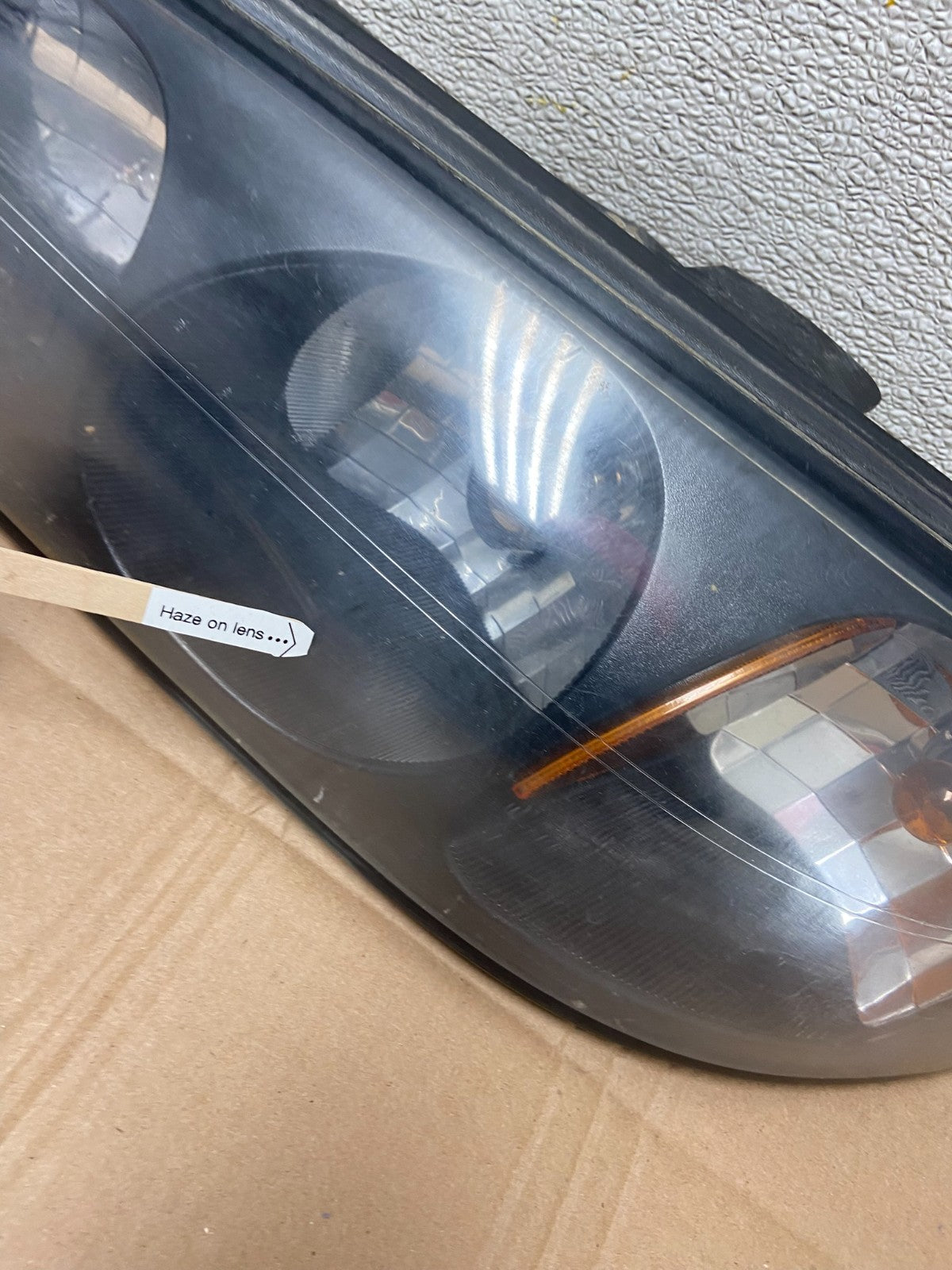 2000 to 2005 Chevrolet Impala Left+Right Set Headlights Halogen Y0963 DW6