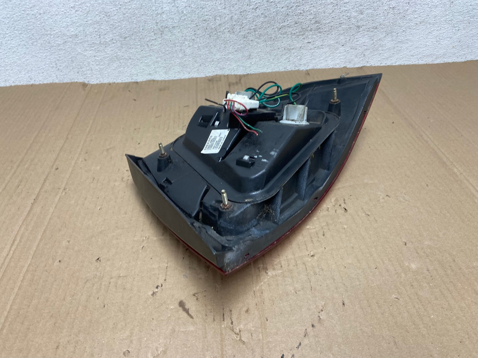 2000 2001 2002 2003 Nissan Sentra Left Driver Side Tail Light AE8949 LK5