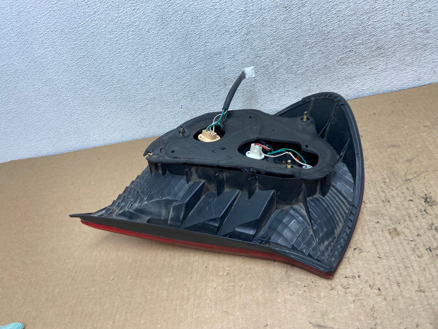 2002 2003 2004 Toyota Camry Tail Light Right Passenger Rh Side AG3233 LK5