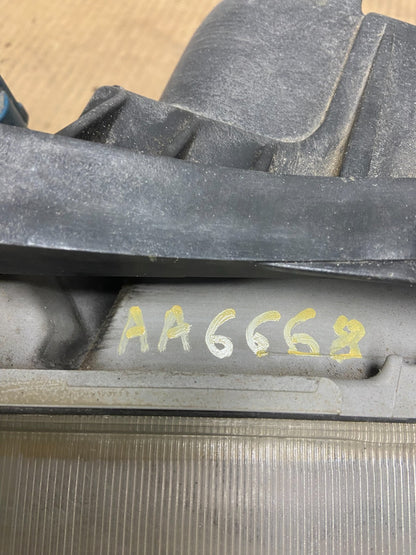 1990 to 1991 Honda Accord Right Passenger RH Headlight AA6668 DG8