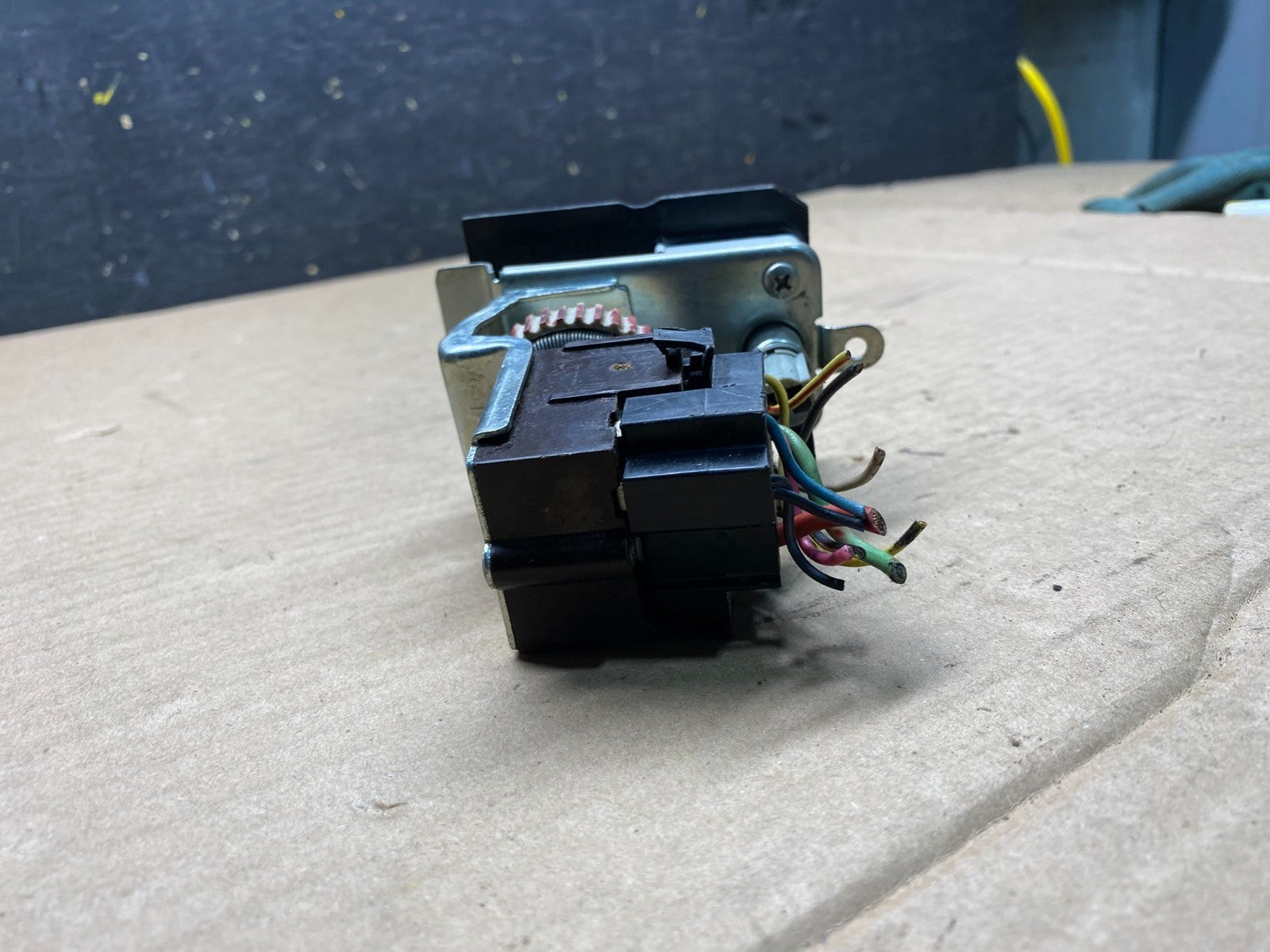 1975-1980 Chrysler Dodge Plymouth B-Body Headlight Headlamp Switch Q2506 DG5