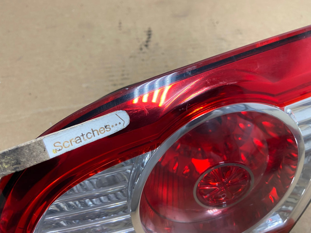 2010 - 2012 Hyundai Santa Fe Right Passenger RH Tail Light Inner AH7850 LK3