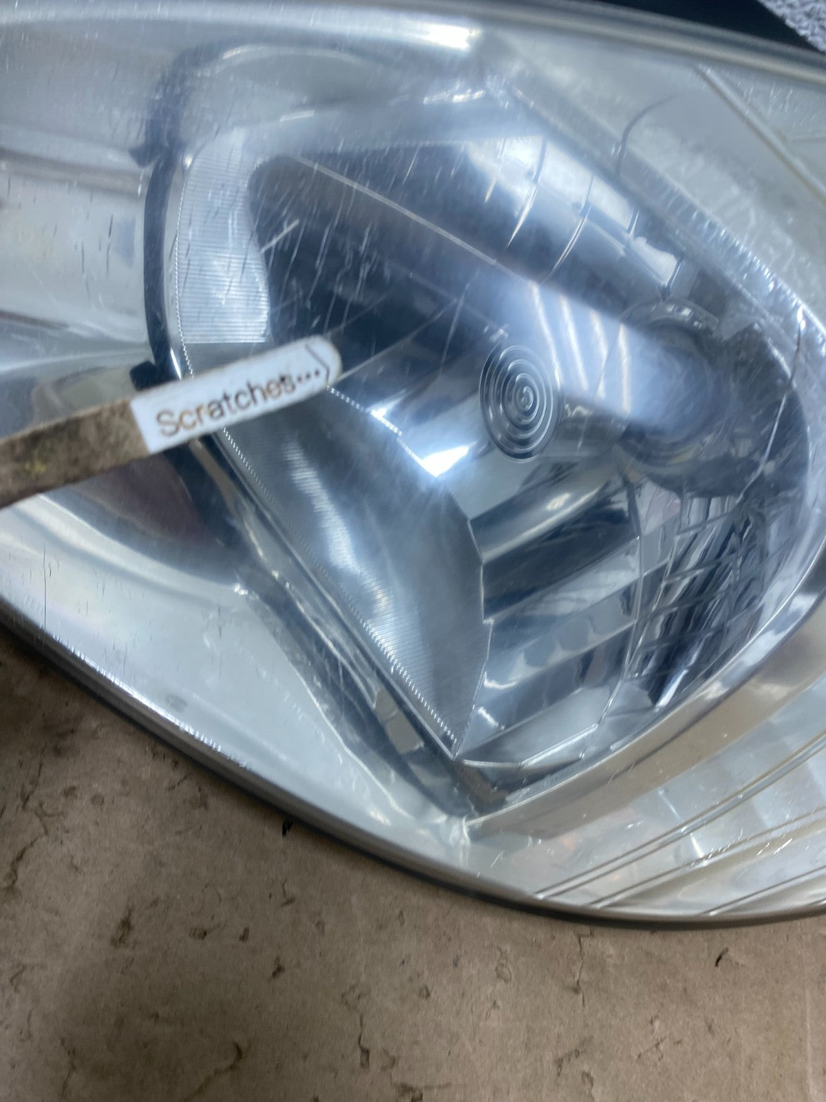 2006 to 2011 Hyundai Accent Sedan Left+Right Halogen Headlights AG5685 DW4