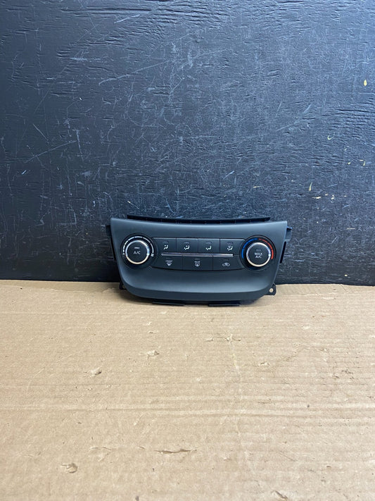 2015-2017 Nissan Sentra Climate Control Unit Heater Ac Temperature Hvac AF2523DG0
