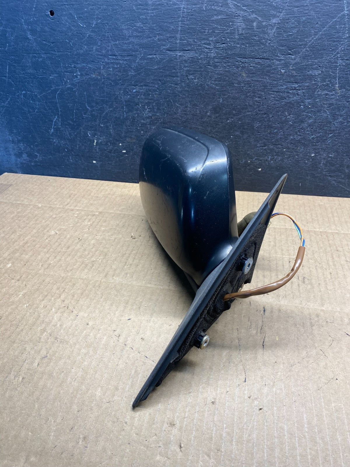 2000 to 2004 Subaru Legacy Right Passenger RH Door Mirror AG7294 DW2