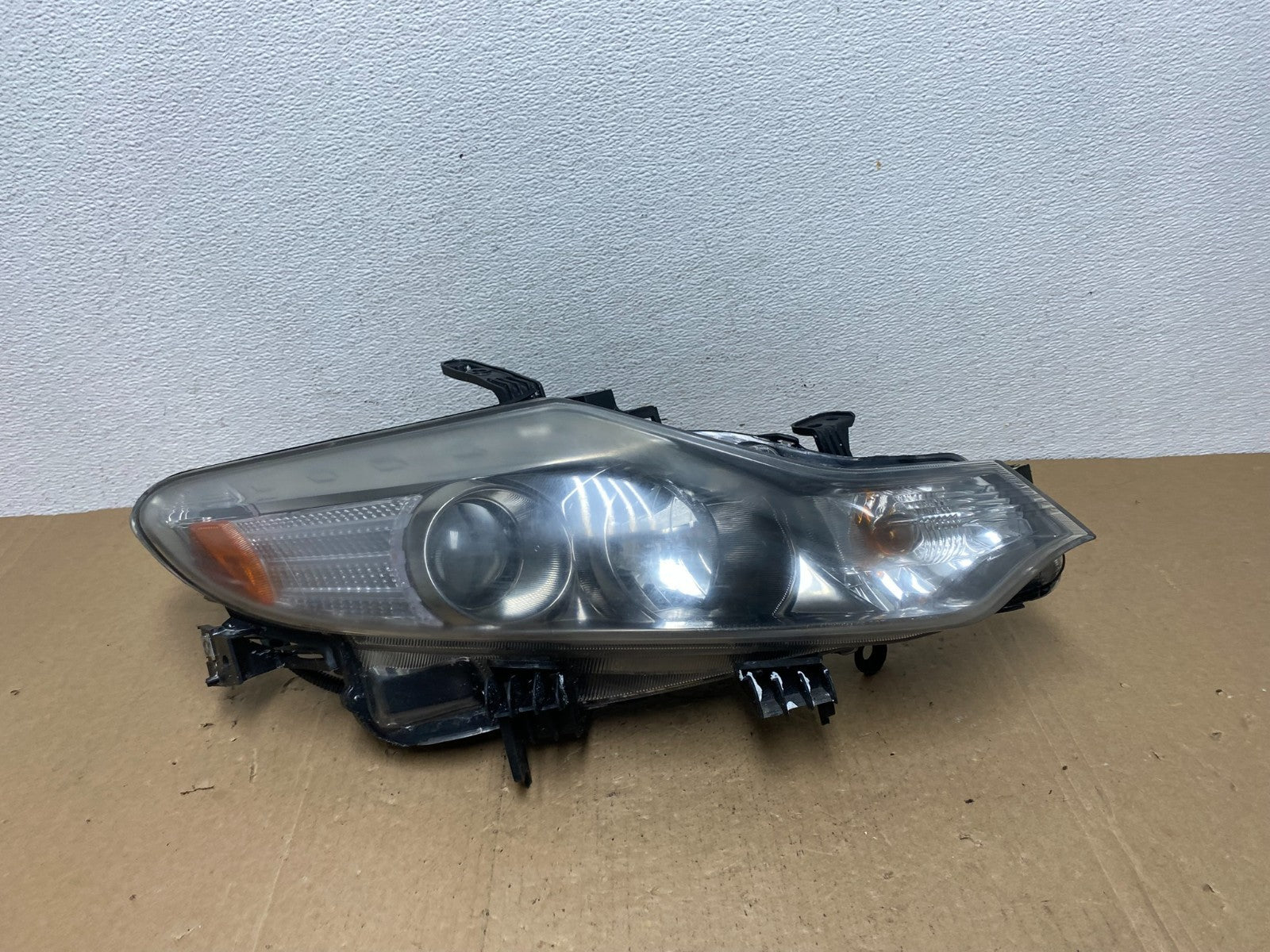 2011 to 2014 Nissan Murano Headlight Right Passenger Rh Halogen AC5742 DW0