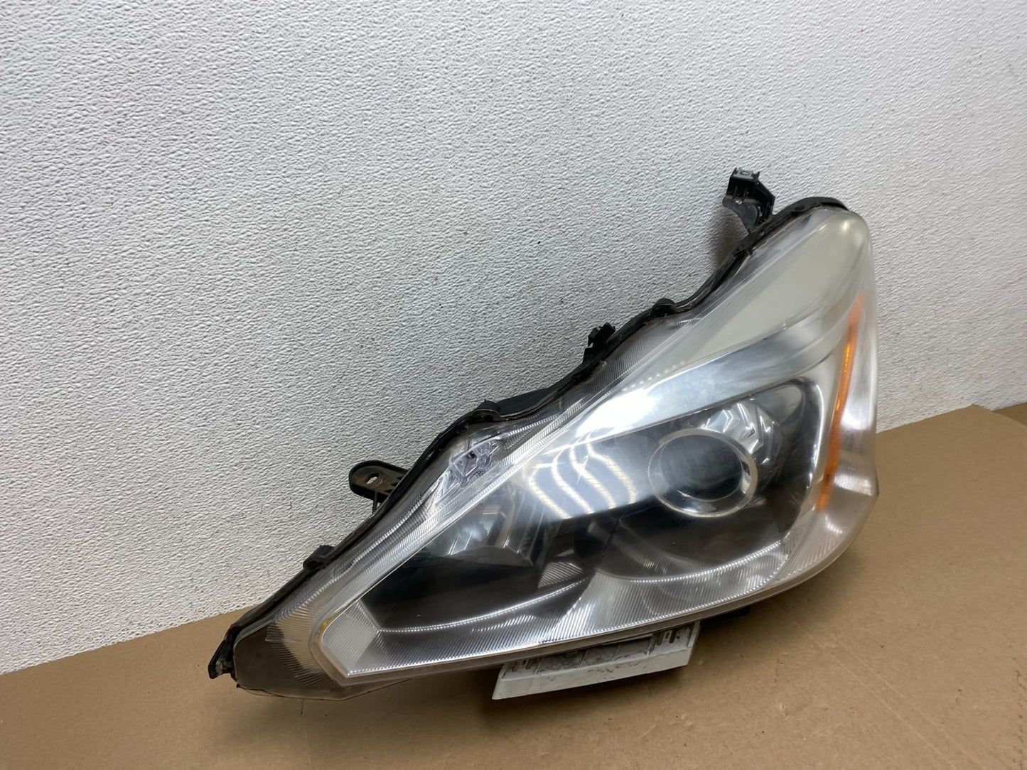 2013 2014 2015 Nissan Altima Left Driver LH Side Halogen Headlight AE6639 DW2
