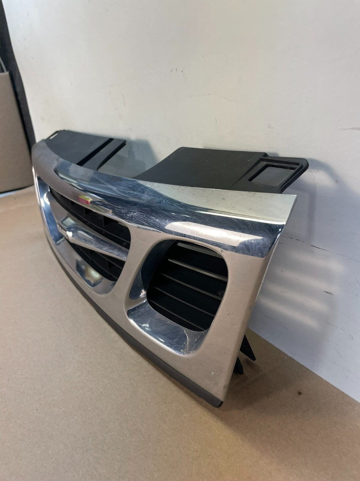 1999 to 2001 Saab 9-3 Front Upper Grille Grill AI8577 DG1