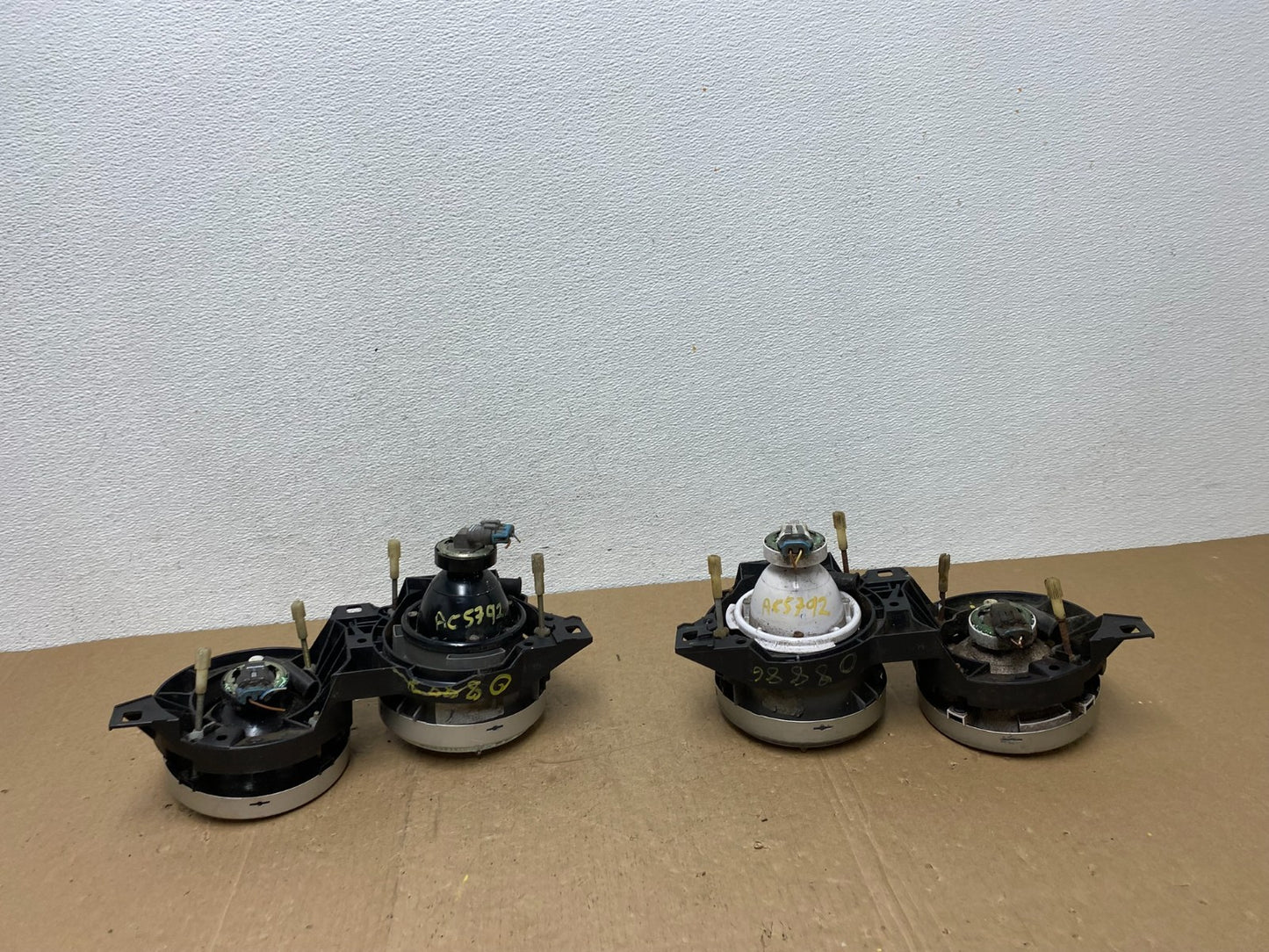 1984- to 1991 BMW 3 E30 Left+Right Set Headlights Projector Halogen AC5792 DG6
