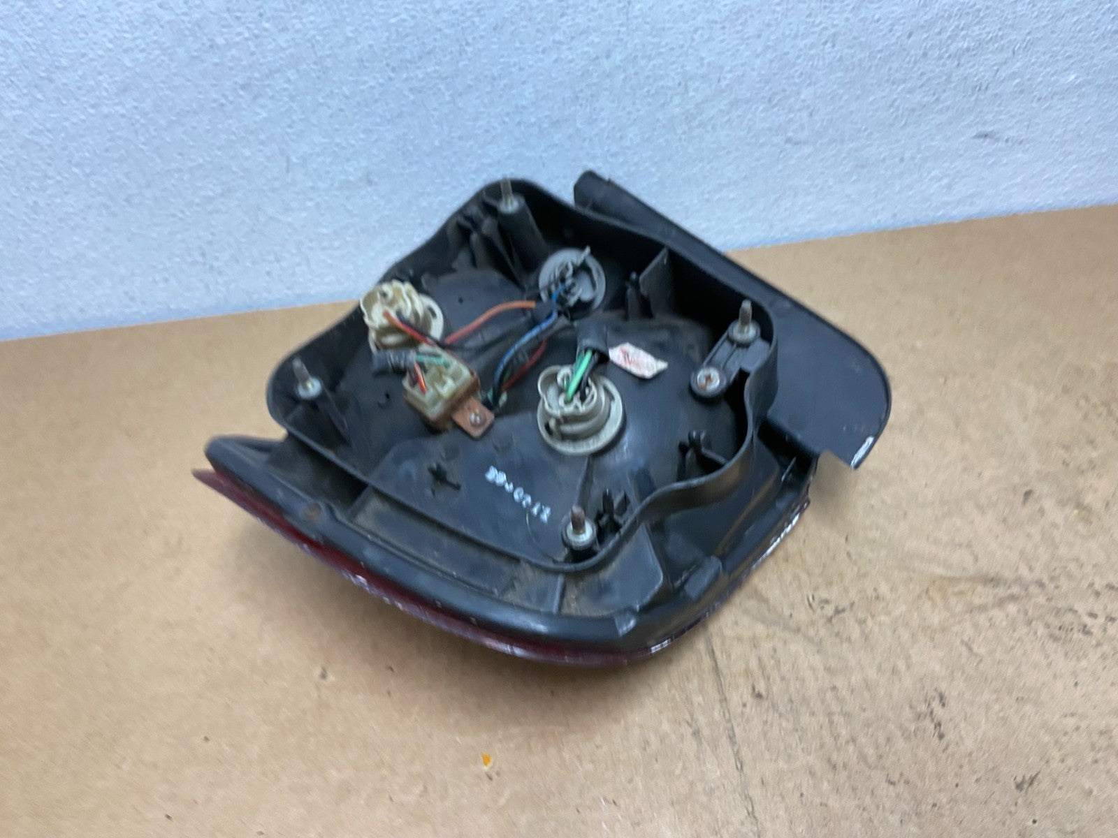1994 1995 Hyundai Elantra Left Driver LH Tail Light ac3019 DG5