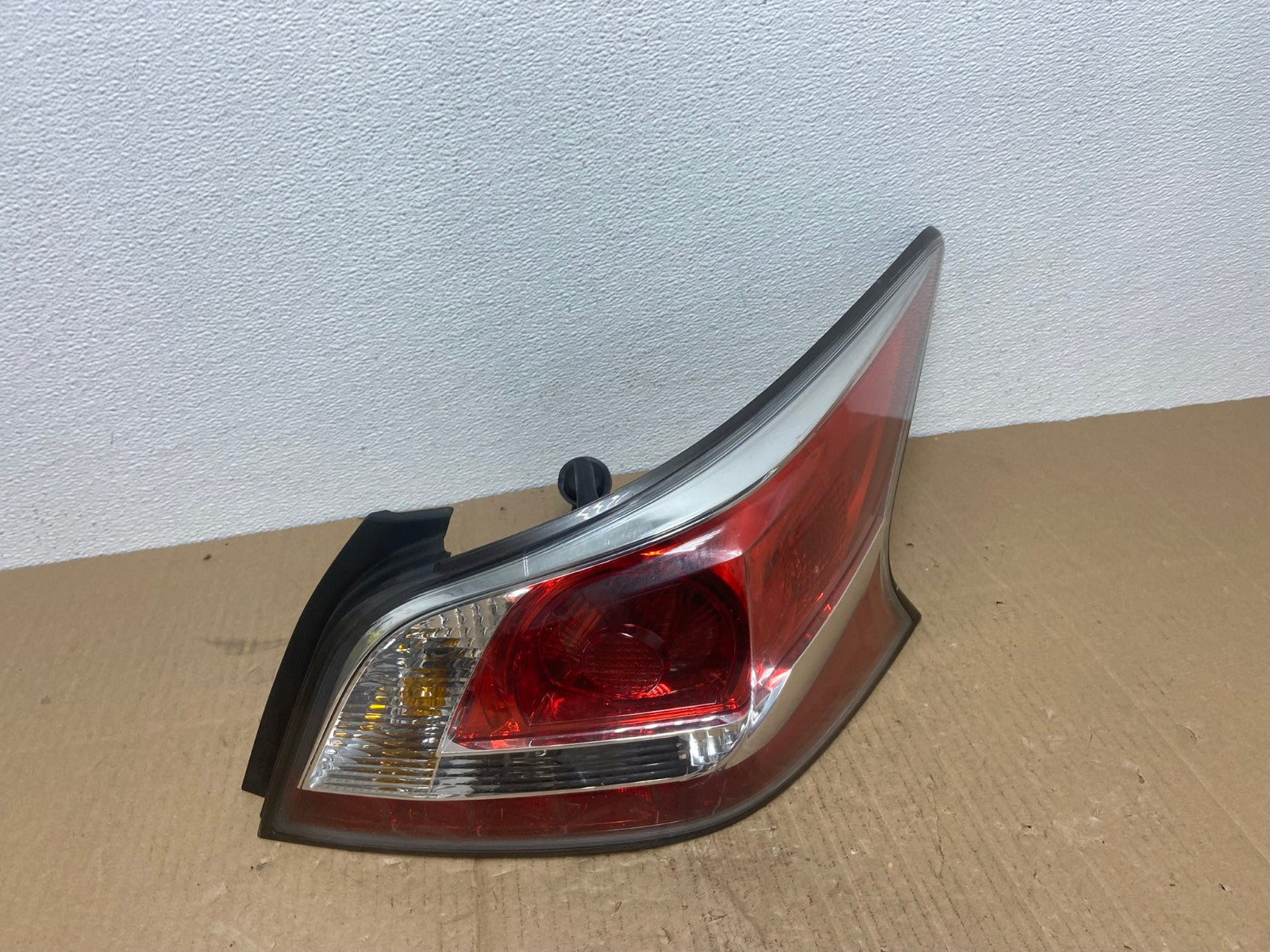 2013 2014 2015 Nissan Altima Right Passenger RH Side Tail Light AB8221 LK2
