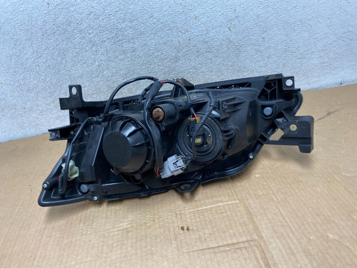 2008 to 2011 Subaru Impreza Right Passenger Side Halogen Headlight AI6896 DW6