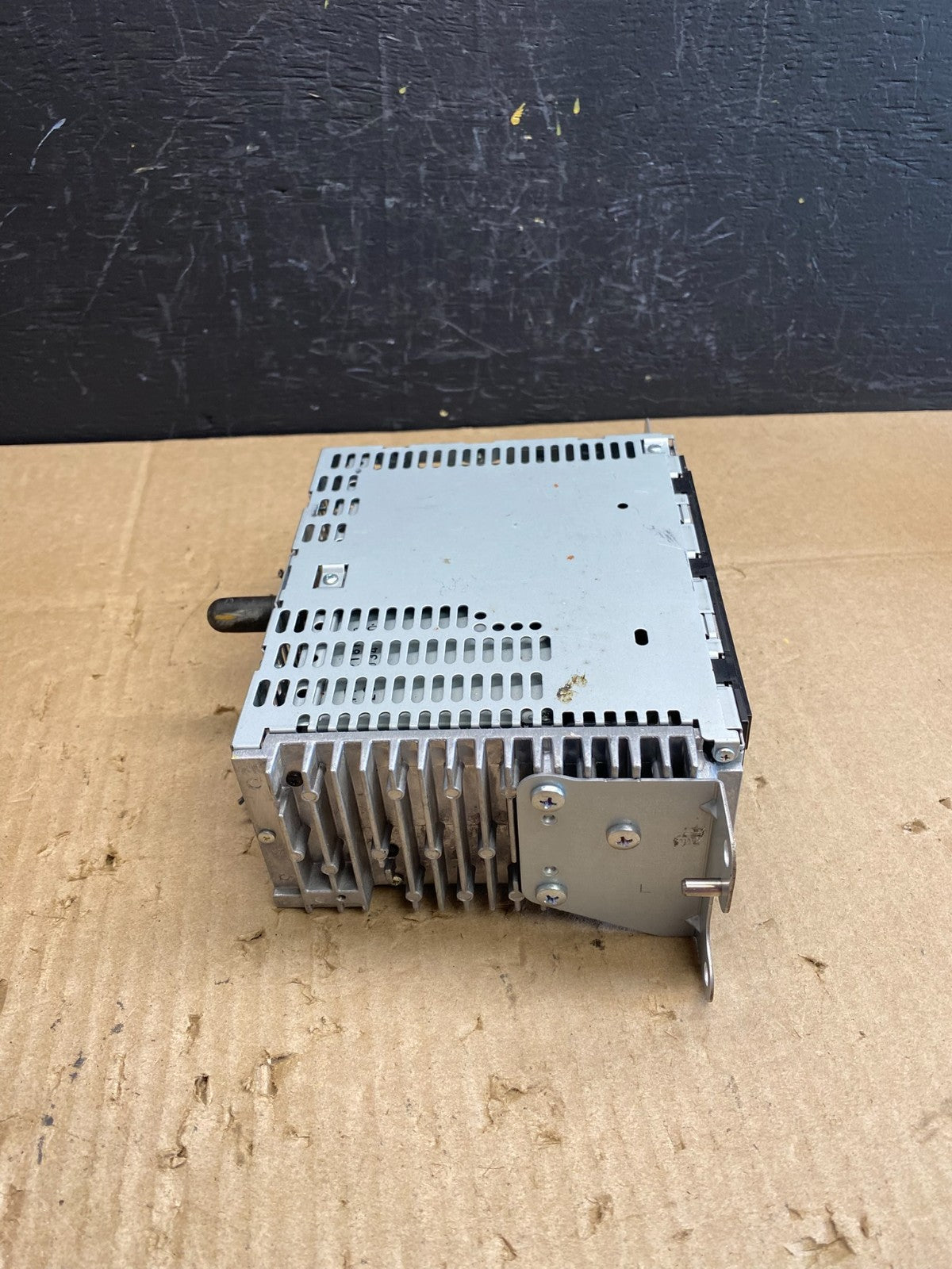 2012 Ford Explorer Audio Equipment Radio Receiver AM FM CD MP3 ab9590 DG1