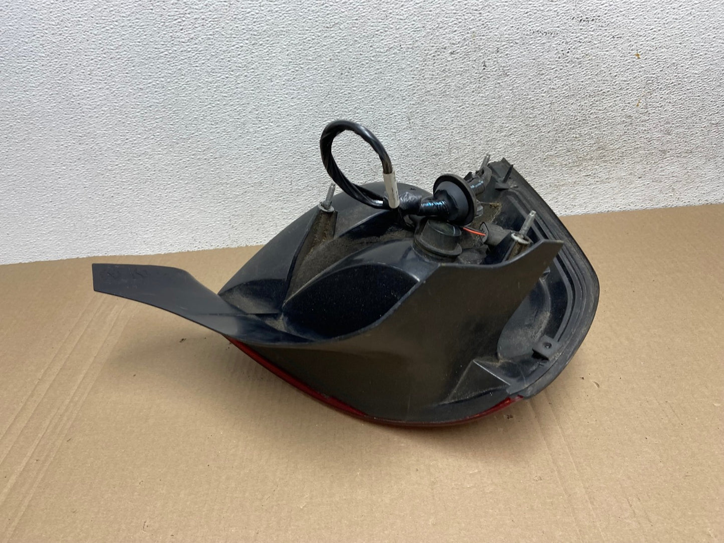 2003 to 2011 Mercury Grand Marquis Right Passenger Side Tail Light AE9420 LK4