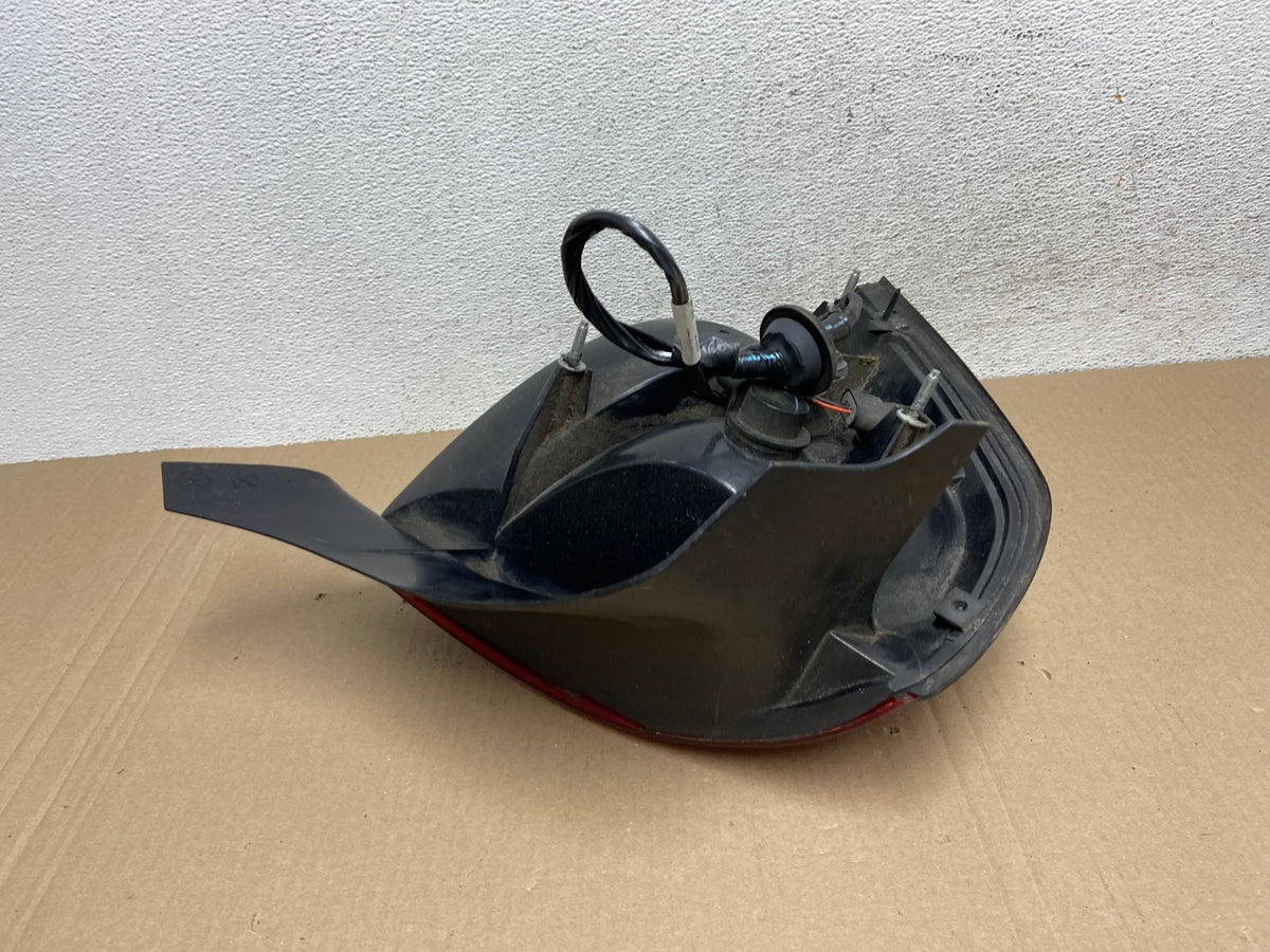 2003 to 2011 Mercury Grand Marquis Right Passenger Side Tail Light AE9420 LK4