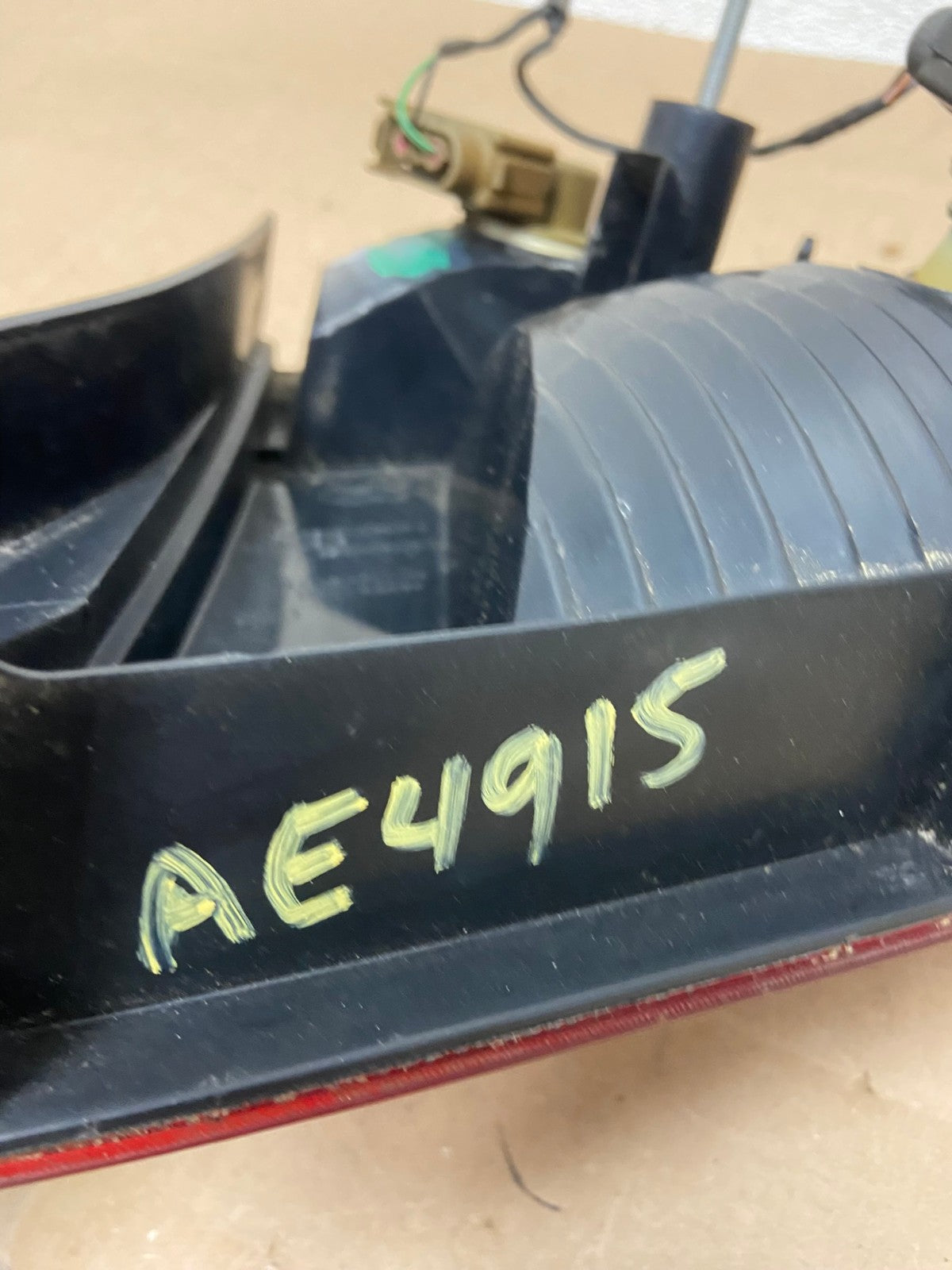 2005 2006 2007 Ford Focus Sedan Left Driver Side Tail Light AE4915 LK6