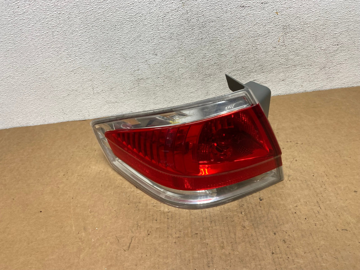 2008 2009 2010 2011 Ford Focus Sedan Left Driver Lh Side Tail Light AD4712 LK0