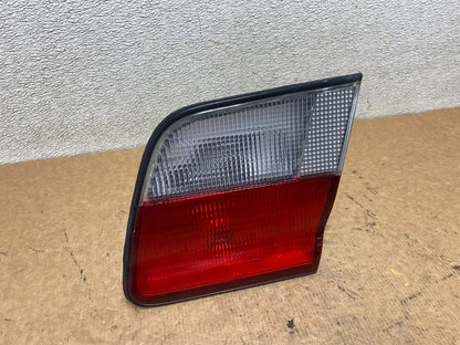 1995 1996 Nissan Maxima Right Passenger RH Side Inner Tail Light Oem S7155 DW0