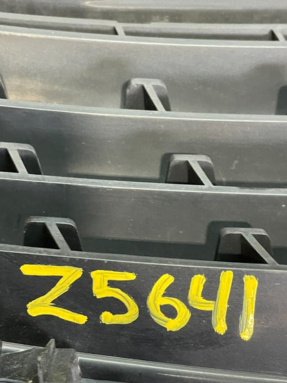 2007 to 2008 Nissan Maxima Front Upper Grill Grille Chrome OEM Z5641 DG12