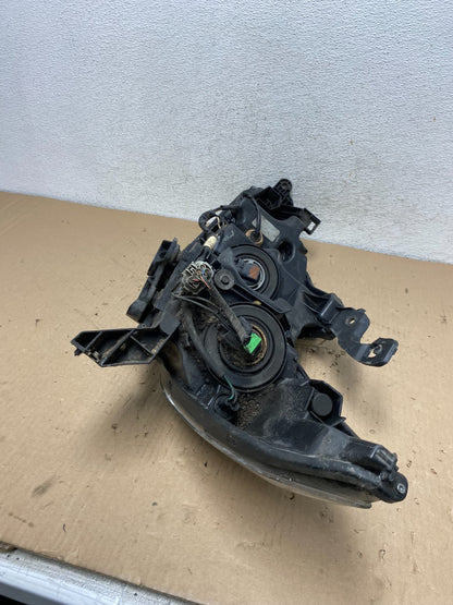 2016 - 2018 Nissan Altima Right Passenger RH Halogen Headlight AF3228 DW8