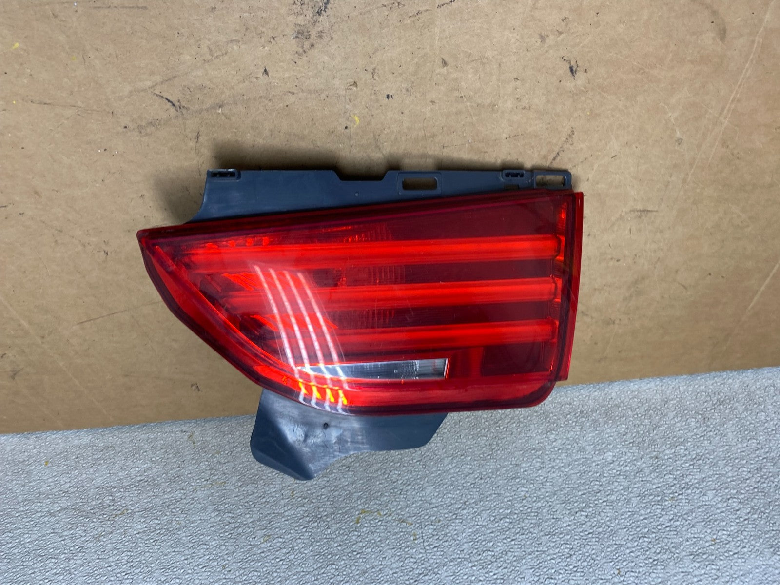 2010-2013 BMW F07 5 Gran Turismo GT Right Passenger Rh Inner Tail Light X5101 DW0