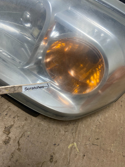 2006 to 2007 Saturn Vue Headlight Left Driver LH Side Halogen AA7105 DW3
