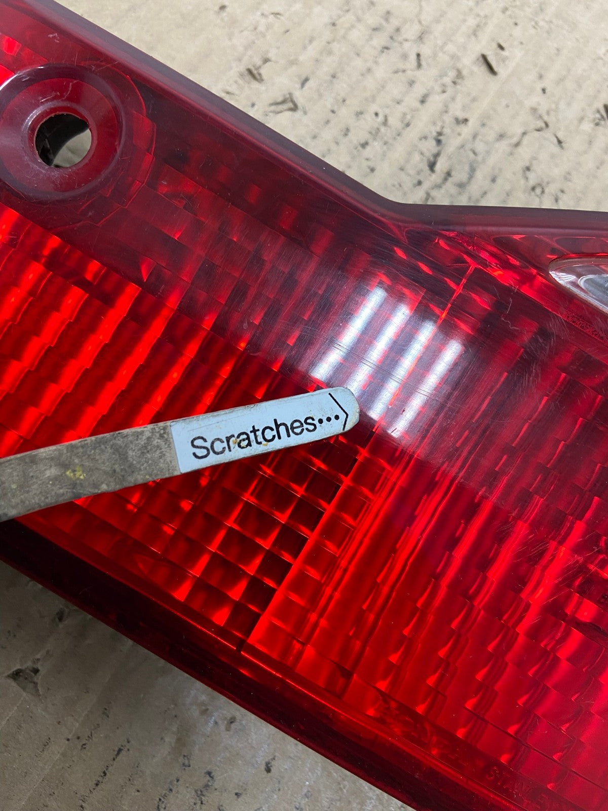 1998 to 2000 Honda Accord Right Passenger Side Inner Tail Light OEM AC4015 LK3