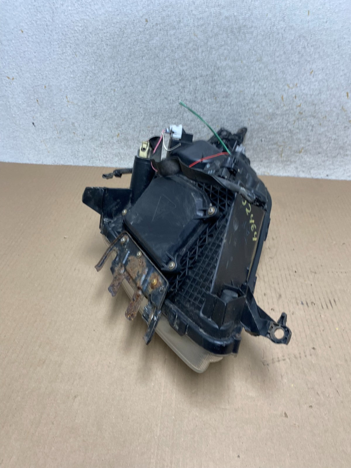 2004 - 2005 Toyota Prius Left Driver LH Side Headlight Xenon Hid AJ2464 DW6