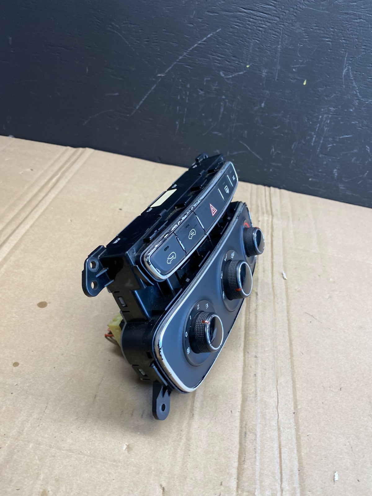 2011 2012 2013 Kia Sorento Temperature AC Climate Control 97250-1uxxx AB8703 DG1