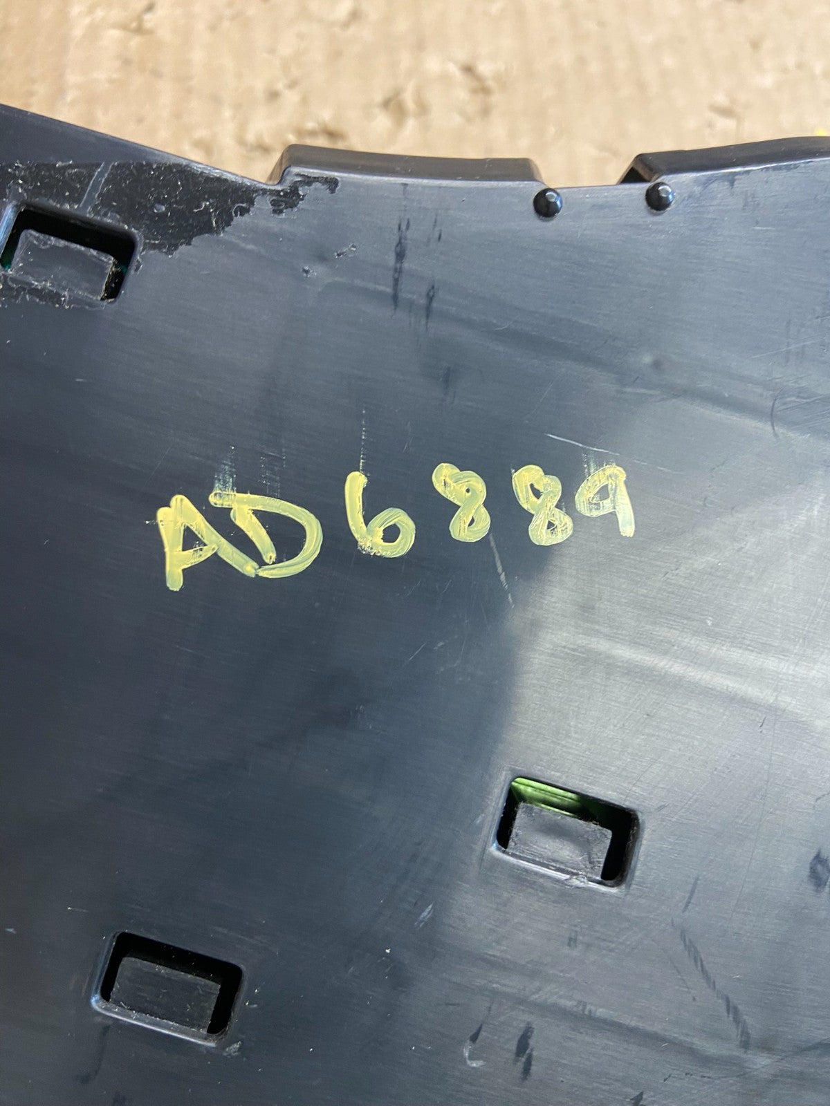 2003 to 2006 Cadillac Escalade Instrument Speedometer Cluster Gauge AD6889 DG7