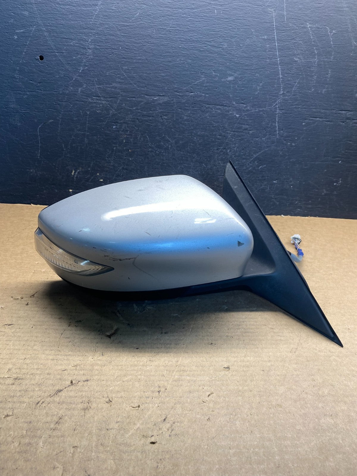 2016-2018 Nissan Altima Right Passenger View Power Turn Door Mirror AD9914 D0