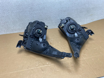 2011 to 2015 Chevrolet Cruze Halogen Left+Right Set Headlights V4877 DW13