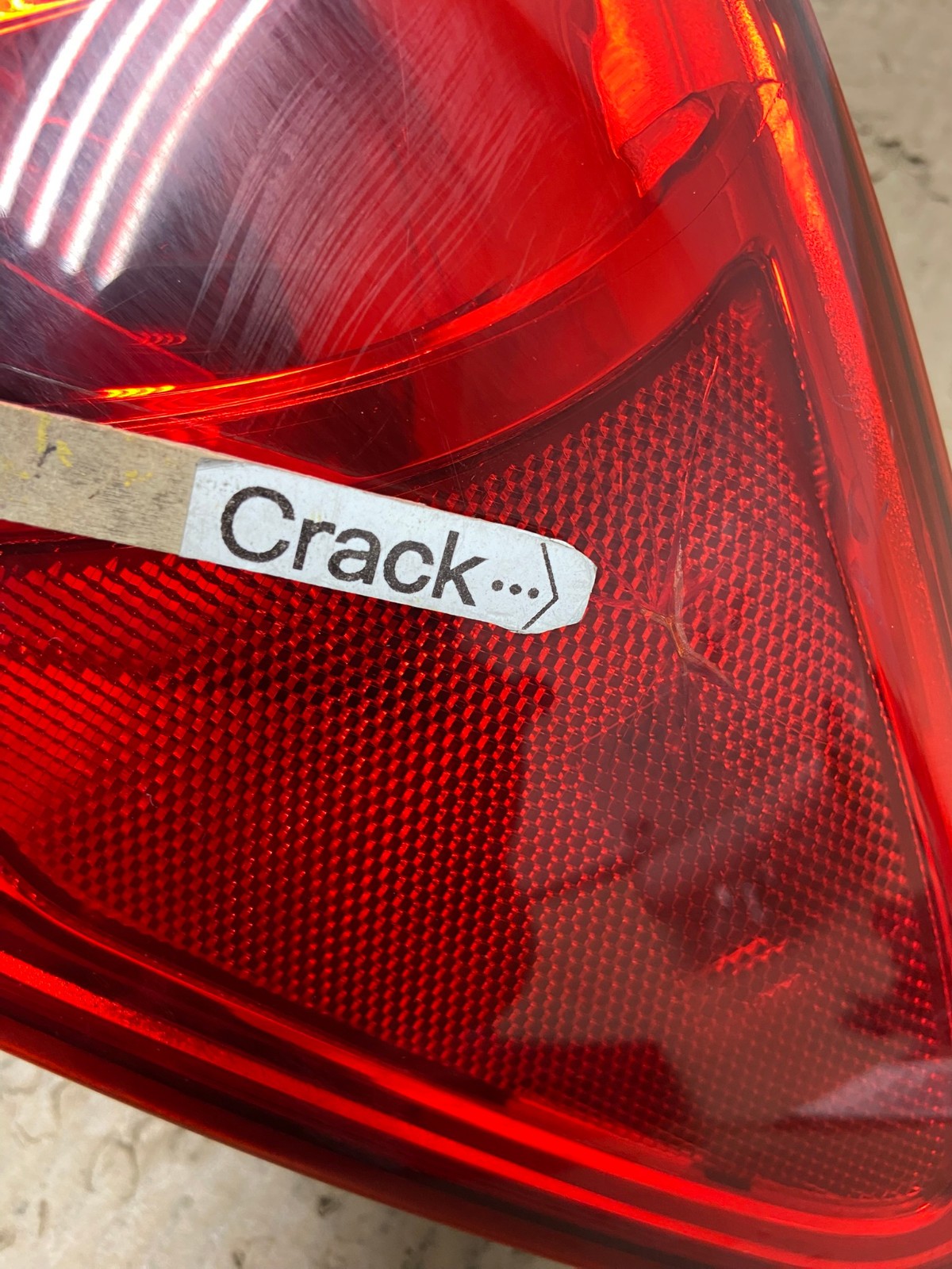 2011 2012 2013 2014 Chevrolet Cruze Right Passinger RH Side Tail Light AF2893 LK4