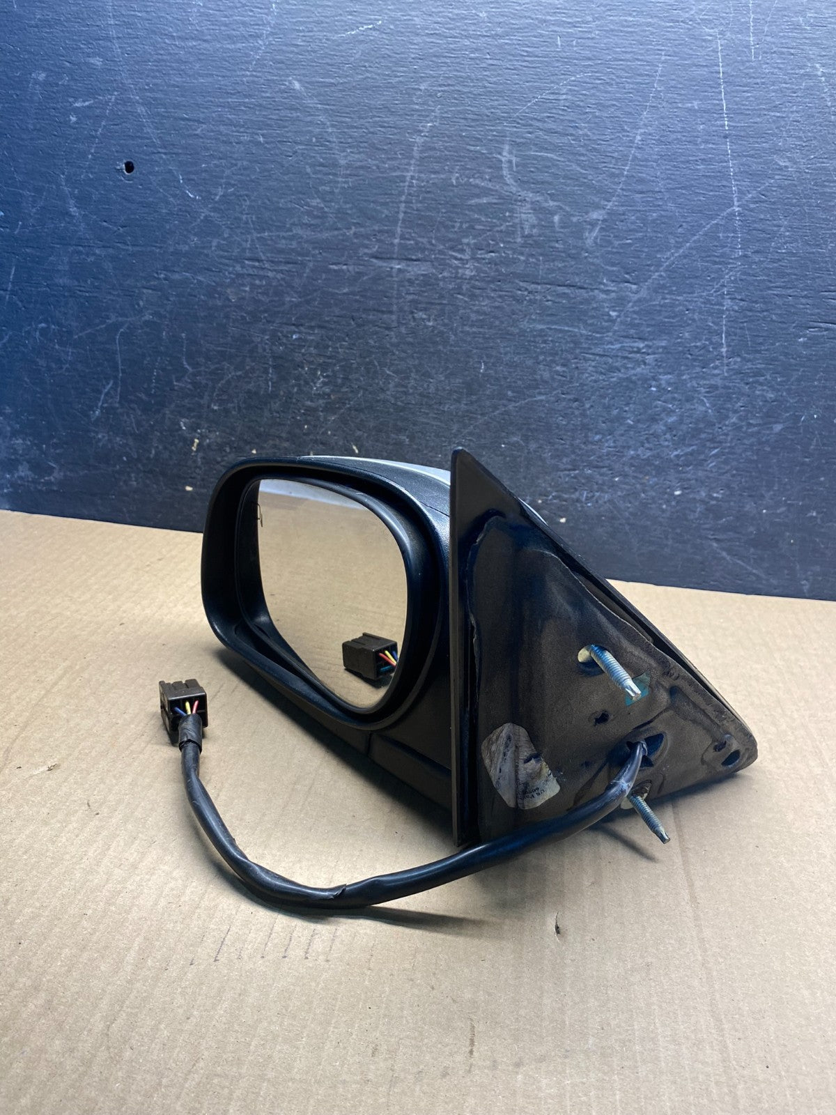 2003 - 2011 Ford Crown Victoria Left Driver LH Heated Door Mirror AG3902 DW11