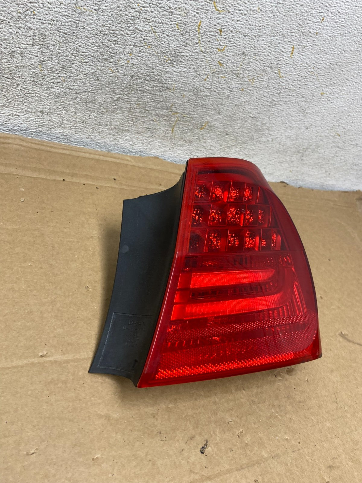 2009 2010 BMW 328i 3 Series Right Passenger RH Side Tail Light DEPO AH8240 DW2
