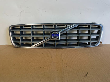2001 to 2004 Volvo XC70 Front Upper Grill Grille AG3122 DG0