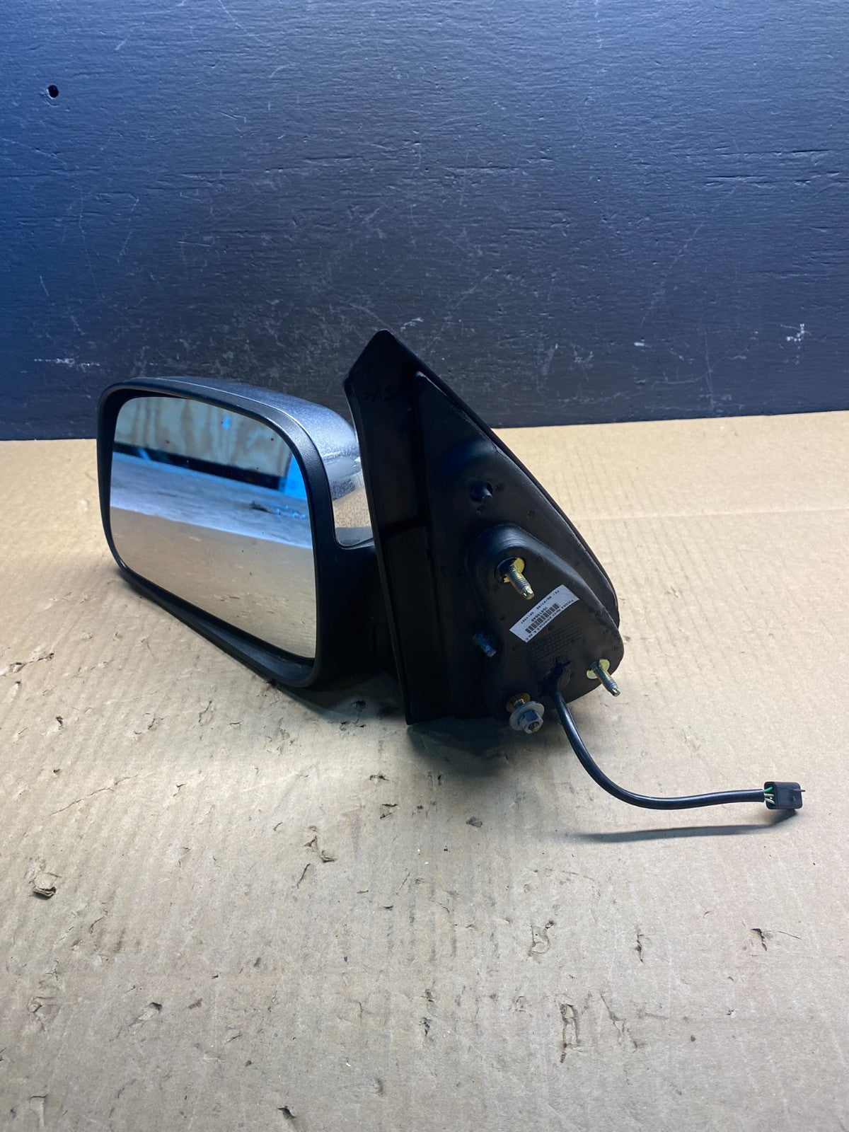 2007-2011 Chvrolter HHR Left Driver LH Side View Door Mirror AC2667 DG10