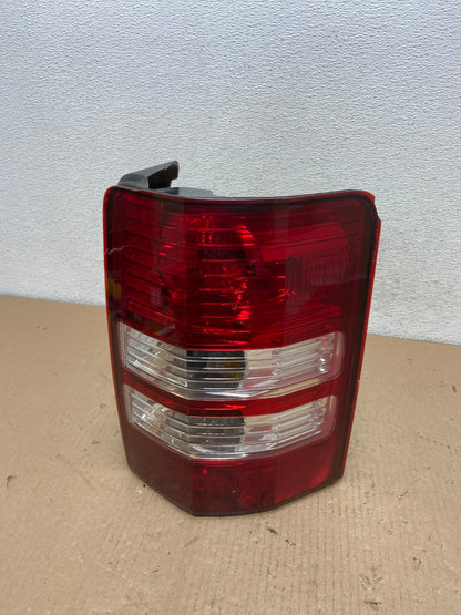 2008 to 2012 Jeep Liberty Right Passenger RH Side Tail Light AF3207 LK0