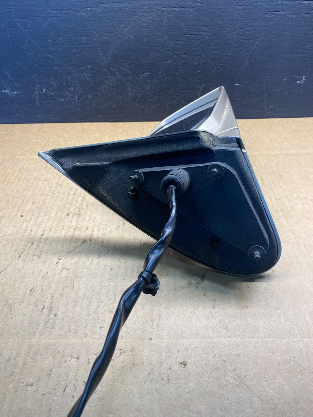 2004 to 2009 Cadillac SRX Right Passenger RH Side View Door Mirror AC4264 MS4