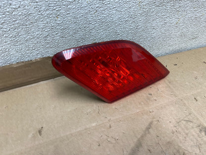 2003 to 2004 Toyota Avalon Right Passenger RH Inner Tail Light U6790 DW1