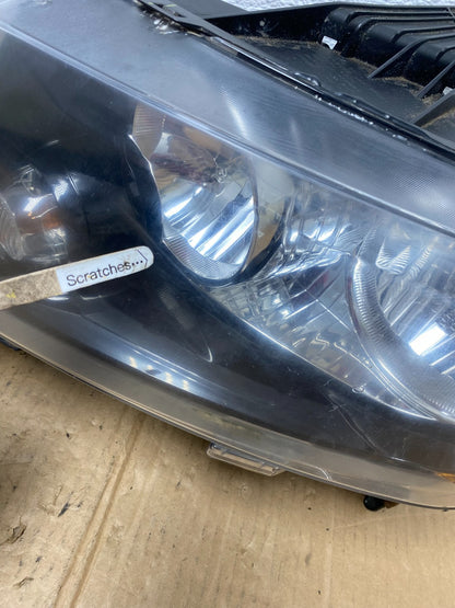 2011-2013 Jeep Grand Cherokee Left+Right Halogen Headlights AC8122 DW4