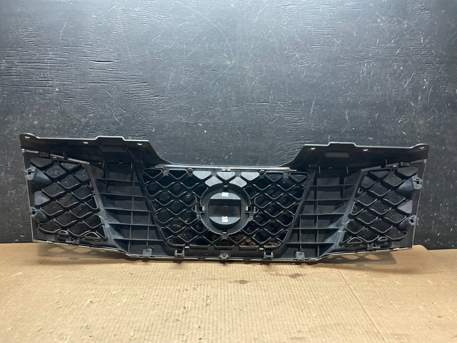 2005 2006 2007 Nissan Pathfinder Chrome Front Upper Grill Grille Oem Y9628 DG5