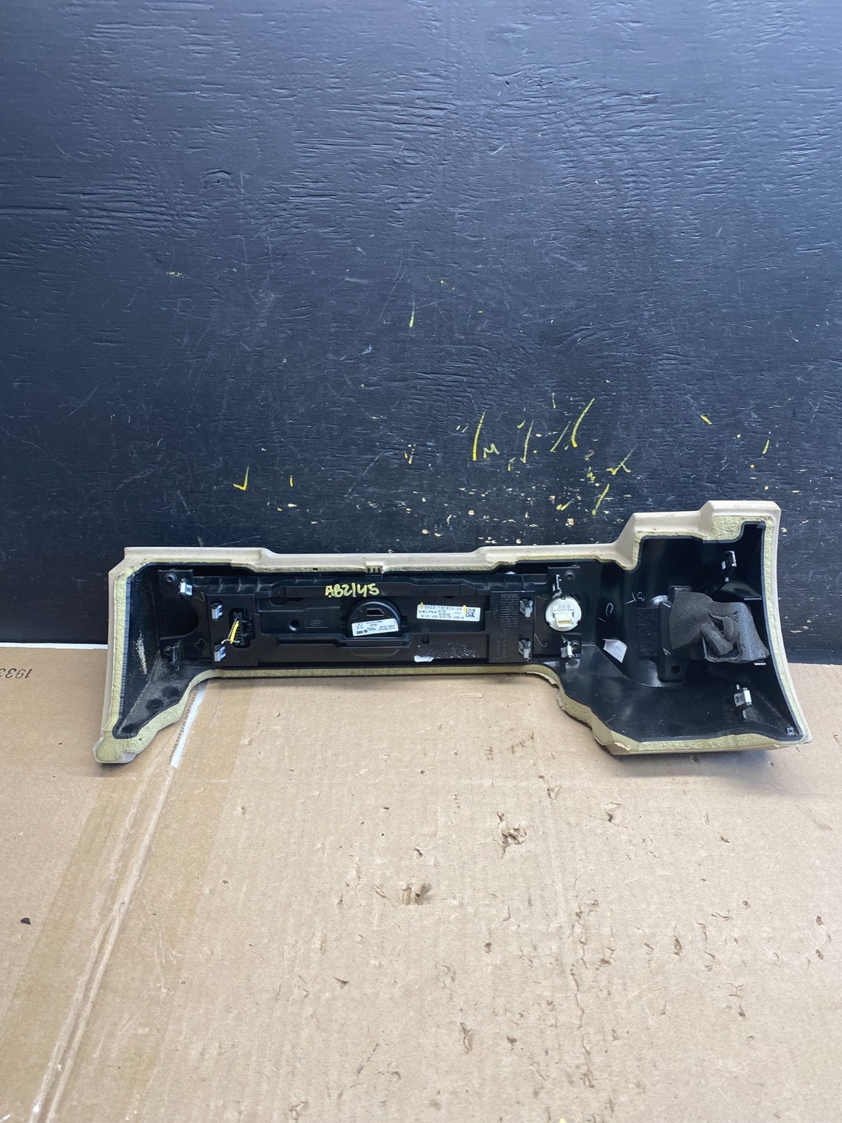 2010-2013 Land Rover Range Rover Radio Media Infotainment Controls ab2145 DG3