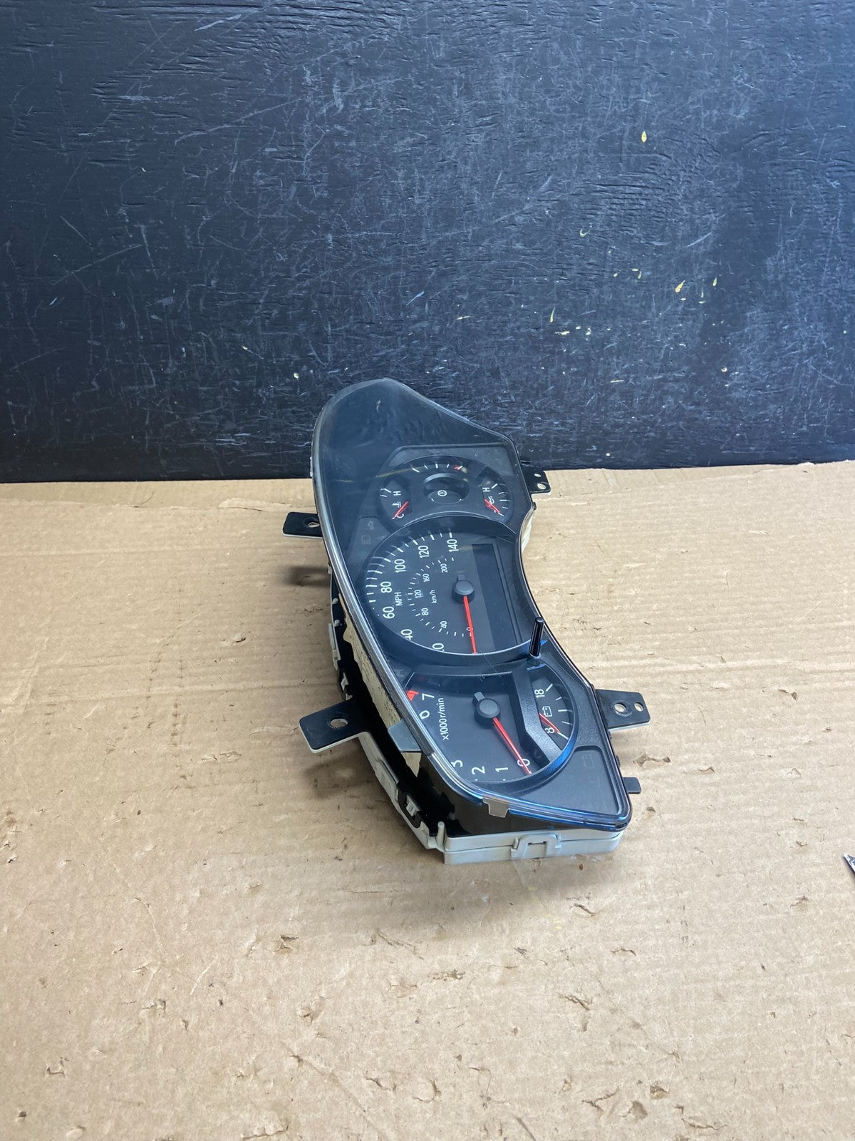 2005 to 2007 Nissan Titan Armada Speedometer Cluster Gauge Bezel AF2657 DG1