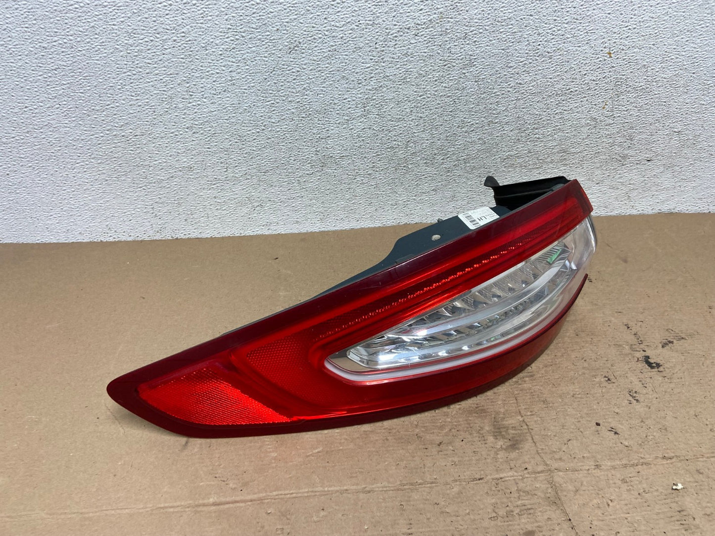 2013 to 2016 Ford Fusion Left Driver LH Side Tail Light AF5000 LK2