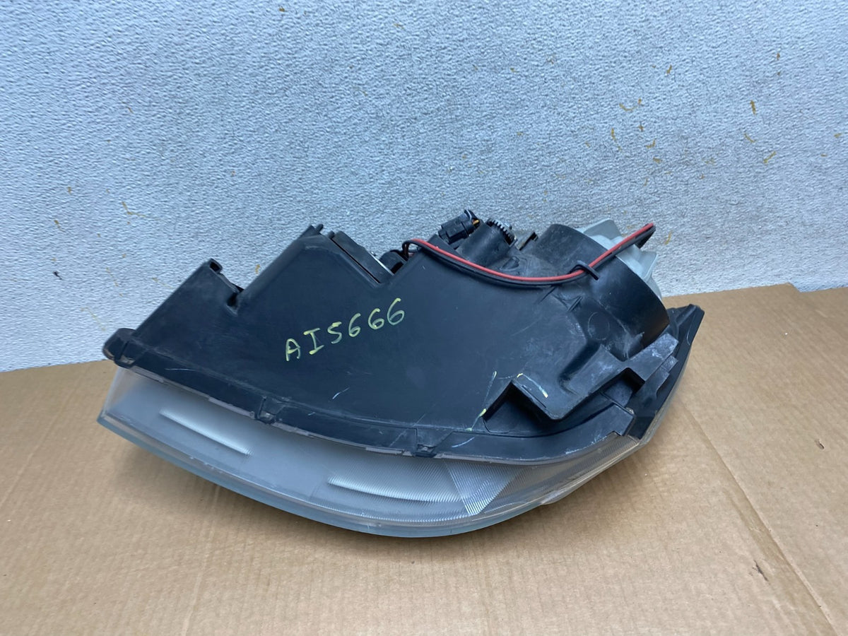 2002 to 2004 Nissan Altima Right Passenger Side Halogen Headlight AI5666 DW8