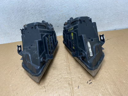 Halogen 2006 to 2008 BMW 3 Series Headlights Left+Right AI6660 DW11
