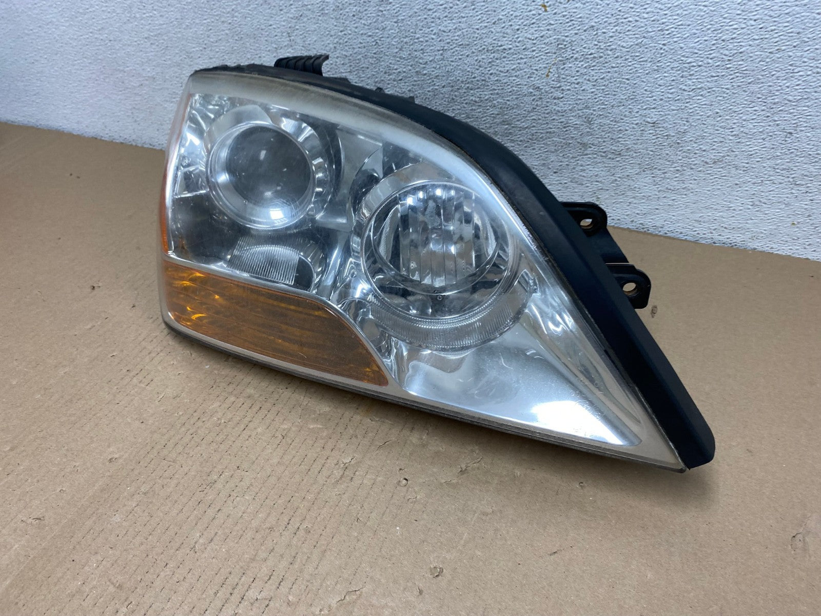 2007 2008 2009 Kia Sorento Right Passenger RH Side Headlight Halogen AF3085 LK1